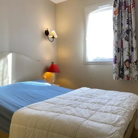 Apartment T3 Aux Issambres, Piscine Et Parking Inclus - Fr-1-226-419
